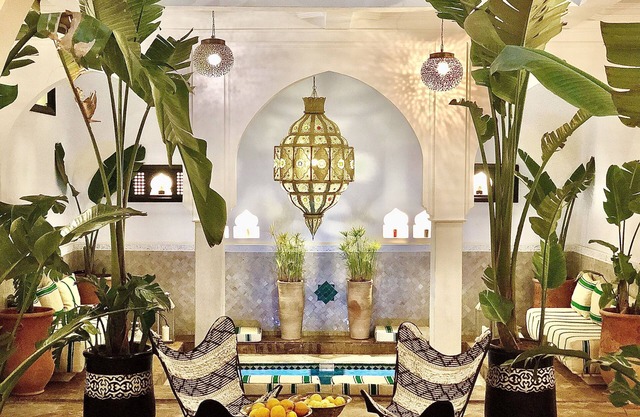 CHARMING RIAD WITH JACUZZI POOL IN THE HEART OF THE MEDINA