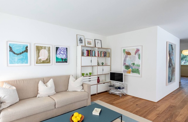 Charming, spacious, quiet condo near forest, lakes, and skiing area