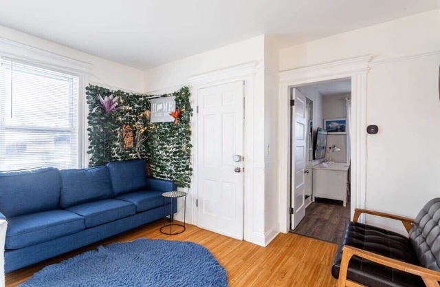 Charming &Spacious 3BD, 1BA, Fam-Friendly-Yard&Porch