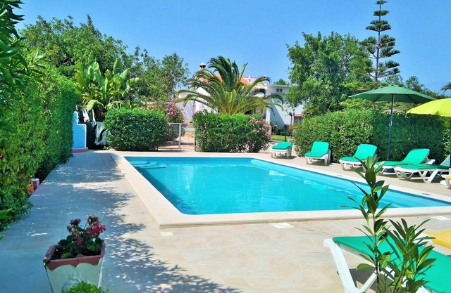 Charming studio 30 m2 in rural property with swimming pool