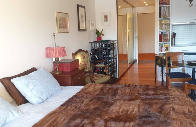 Charming studio in Crans-Montana, private terrace and alpine panorama