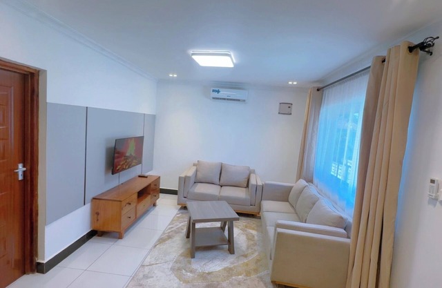 Charming studio in enjoyable Dar es Salaam with AC