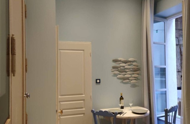 Charming studio in Pézenas center, air-conditioned, pet-friendly