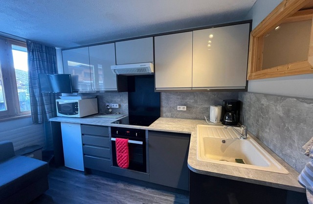 Charming studio, ski-in/ski-out, at the foot of the Palafour chairlift