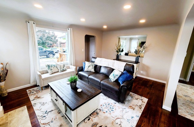 Charming updated 4BD in Central Location