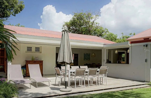 CHARMING VILLA IN TERRE DE HAUT