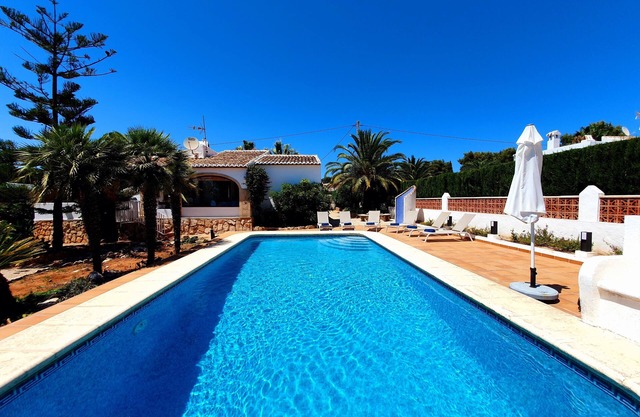 Charming villa in Jávea with private pool and WiFi (10 days minimum)