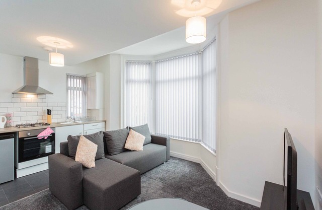 Cherry Property - Hornby Road - Peach Suite