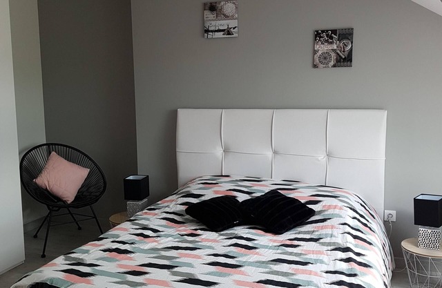 Chez Onna Bed and Breakfast