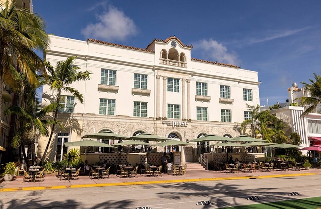 Chic 2-bedroom Resort Miami Beach, Florida