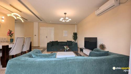 Chic apart with parking & rooftop