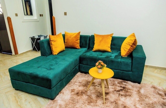 Chic apartment in Kampala 003