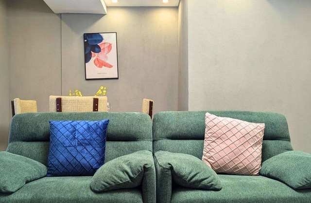 Chic studiio with parking near the airport
