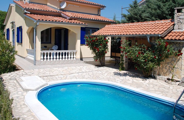 Child-friendly, with pool