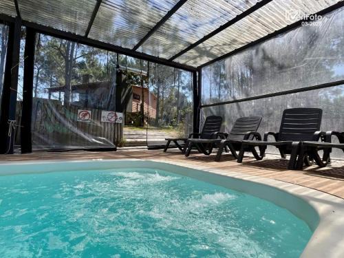 Chimuelo, es necesario hacer sena para reservar