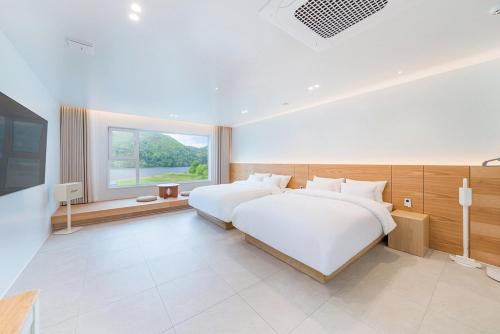 Chuncheon Wolhadam Pool Villa