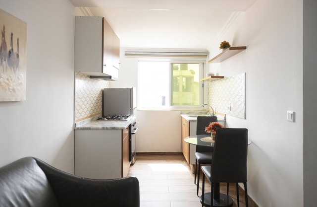 City Center Charm: 1-bdr apt in Palmarejo - LCGR