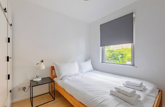 City-Connected 3BD Flat, Heart of East London