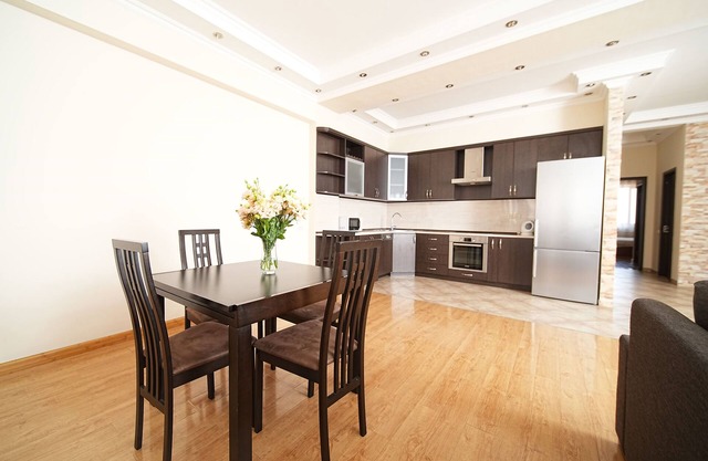 City View 2-bedroom Luxury Apartment on 13 Buzand street by Sweet Home