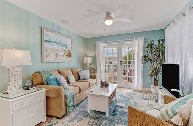 Classic Beach-Style Cottage