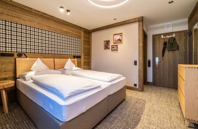 Classic Doppelzimmer, Dusche, WC - Hotel OTP Birkenhof