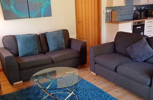 Classic Lodge with Lake View