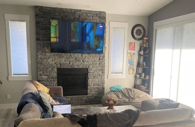 Clean and quiet place for long stay