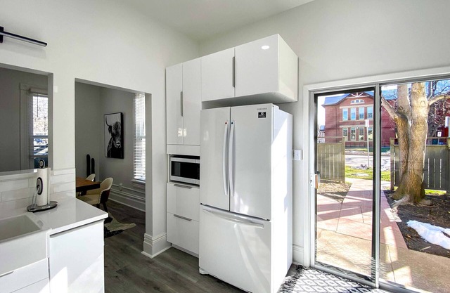 Clean, Downtown Boulder Luxury