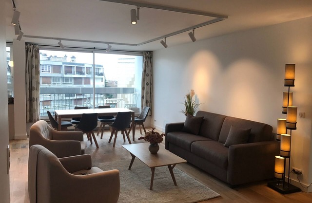 Clear and calm apartment 6 People Denfert Rochereau. Left bank catacombs