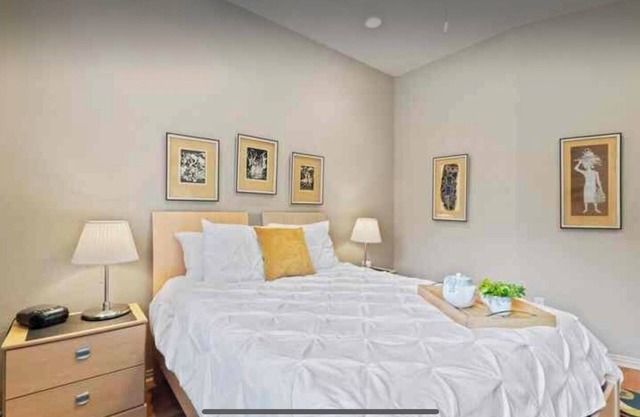 Clelia’s Cottage: Cozy 1-bedroom cottage in charming Austin with WiFi, AC