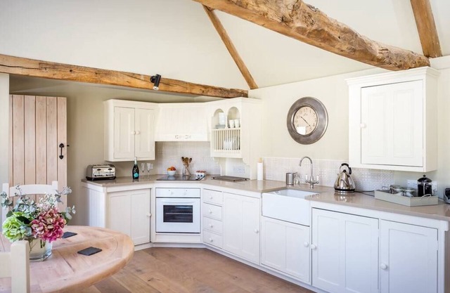 Clematis cottage, cosy cottage situated perfectly to explore the cotswolds
