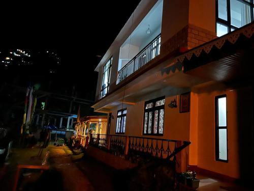 Cliff Cottage homestay