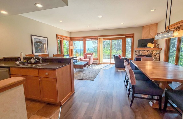 Cliffhouse 679 - Lutsen, Minnesota - Cascade Vacation Rentals