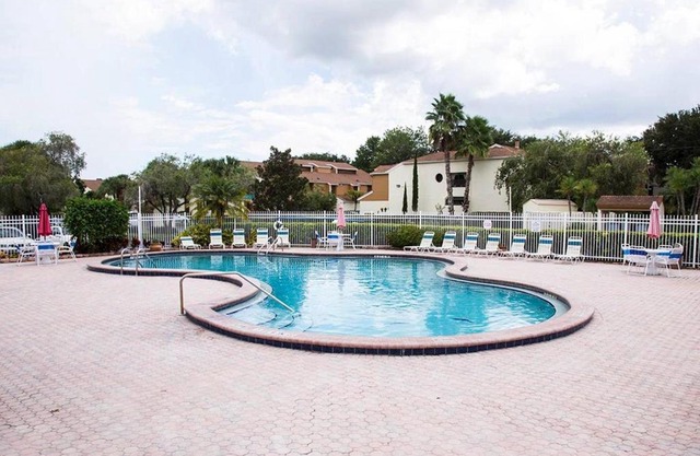 Clubview Country Club Condo