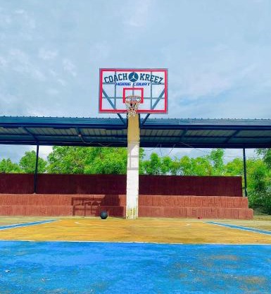 Coach Kreez-Place & Resort