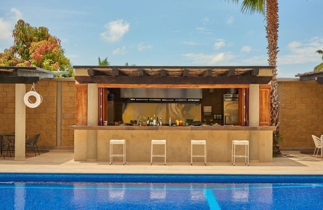 Coastal Comfort at a Prime Spot Near Cabo’s Top Destinations - 4 Units