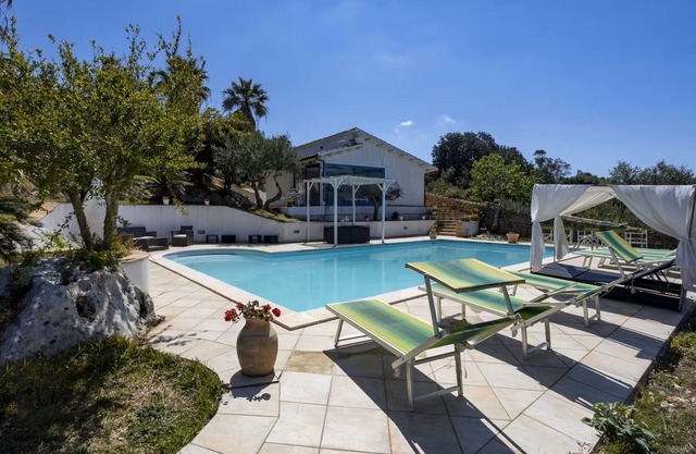 Coastal comfort with amazing views - Beahost