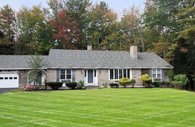 Coastal Retreat-Indoor Saltwater Pool, Hot Tub & Sauna 1 mile from Mothers Beach