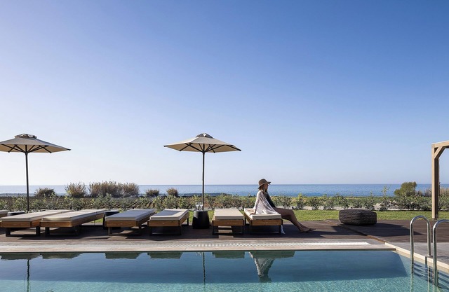 Coastal Villa Aya: Minimalist Elegance by etouri