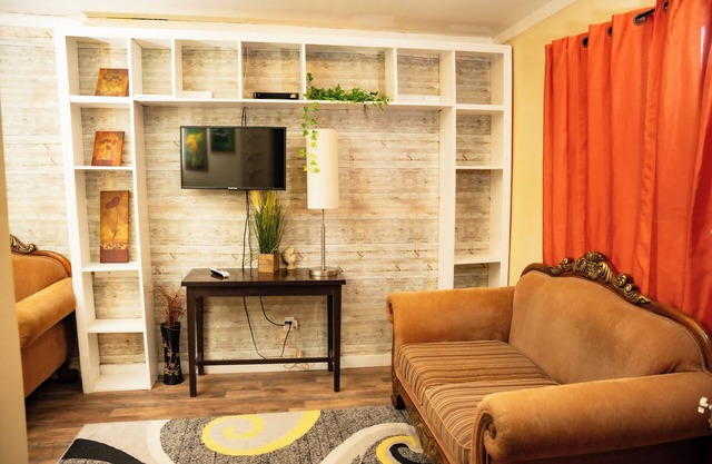 Cocoplum Rest N Hideaway 1