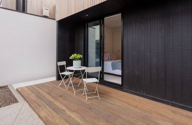Colite Luxury Barwon Heads; Sleeping 8, Rooftop Deck, Walk to the beach and shops