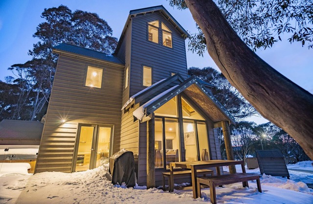 COME BY CHANCE- located Dinner Plain, Mount Hotham