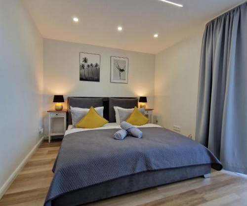 COME INN - Messeblick contaktless Check in