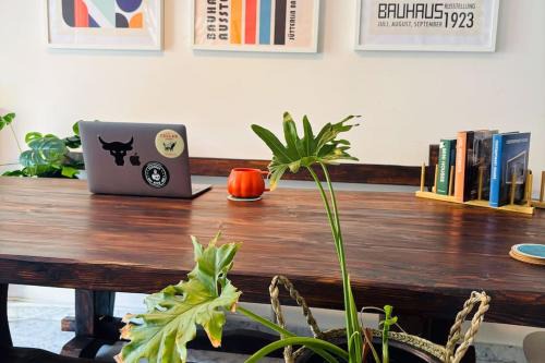 Comfort and Sunny Apartment, Marousi OAKA Stadium Neratziotissa