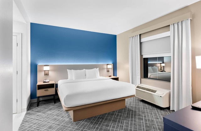 Comfort Inn & Suites Fort Smith I-540