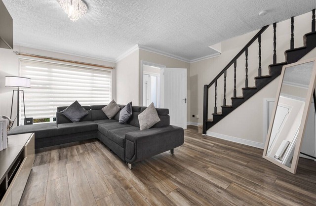 Comfort Meets Style | 3-Bed MCR Home for 8 Guests!