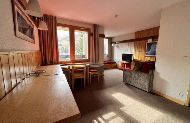 Comfortable 2-room for 6 with parking in Plagne 1800