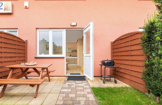 Comfortable 2-level apartments close to the beach