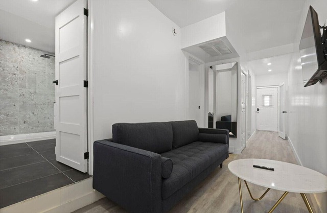 Comfortable 3BR Getaway in Central Montreal