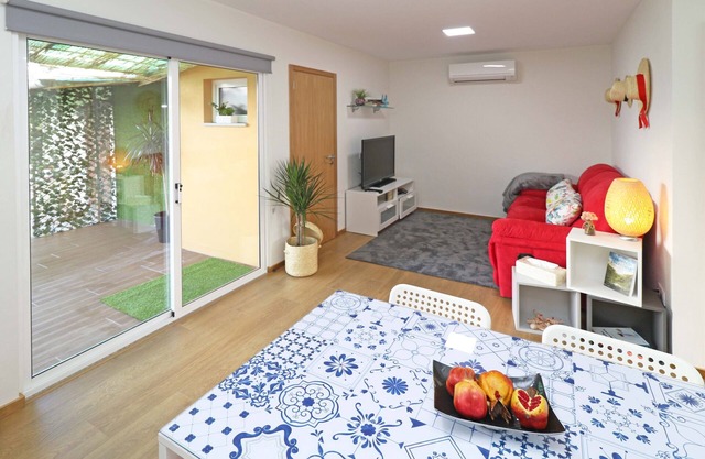 Comfortable and functional 2 bedroom house with wifi